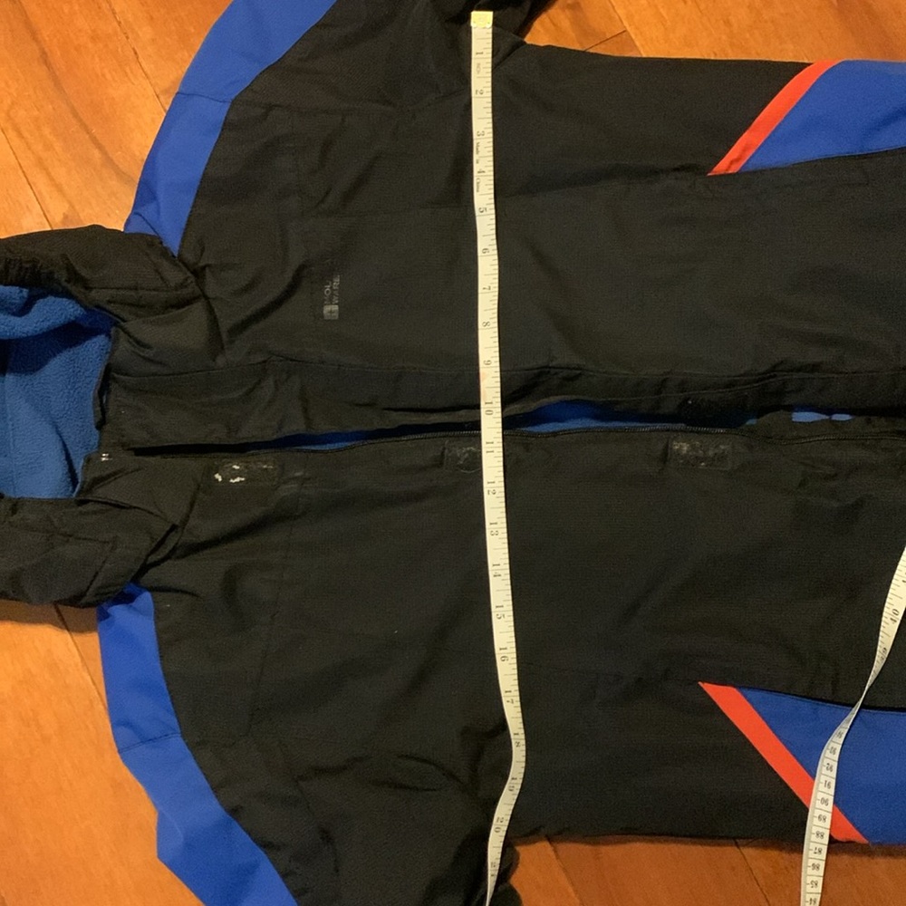Boys winter jacket - Picture 5 of 6
